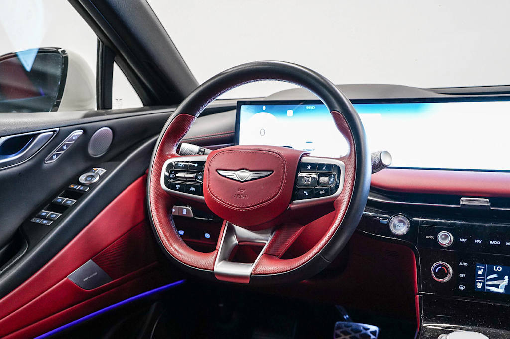 Thumbnail: 2025 Genesis G80 - 12