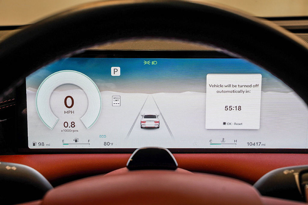 Thumbnail: 2025 Genesis G80 - 16