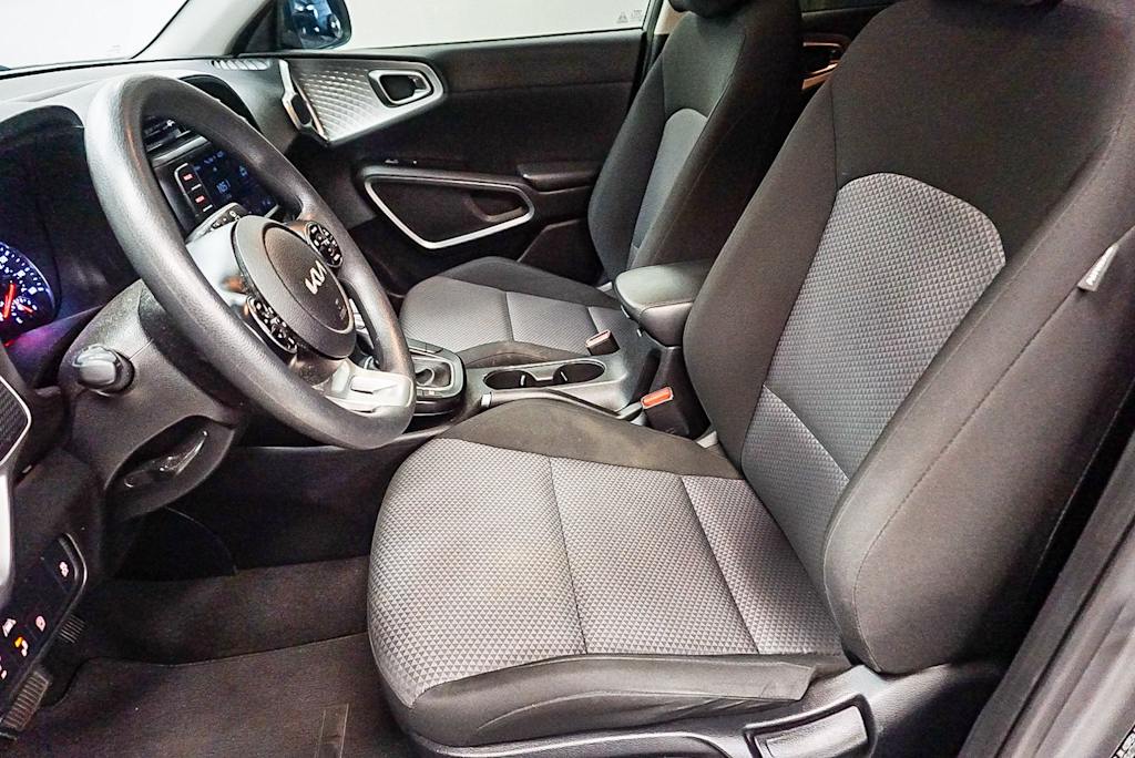 Thumbnail: 2022 Kia Soul - 10