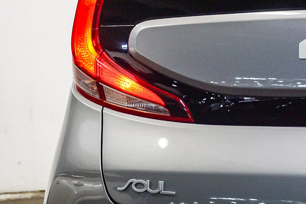 Thumbnail: 2022 Kia Soul - 21