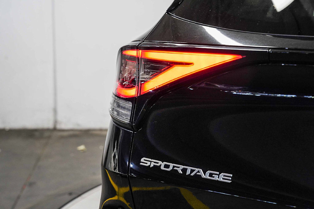 Thumbnail: 2024 Kia Sportage - 21