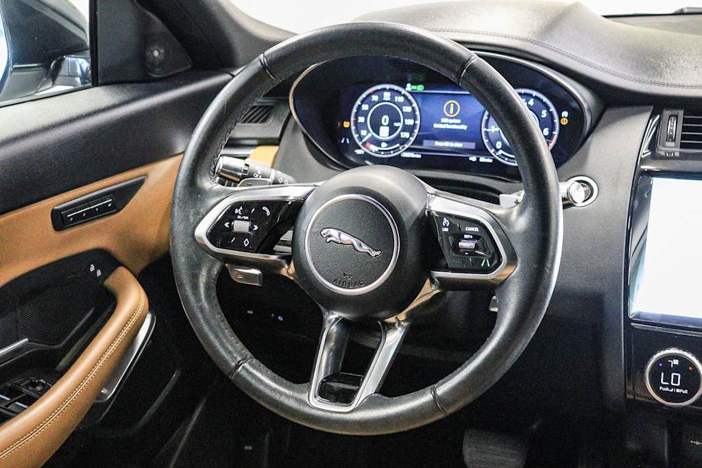 Thumbnail: 2022 Jaguar E-Pace - 8