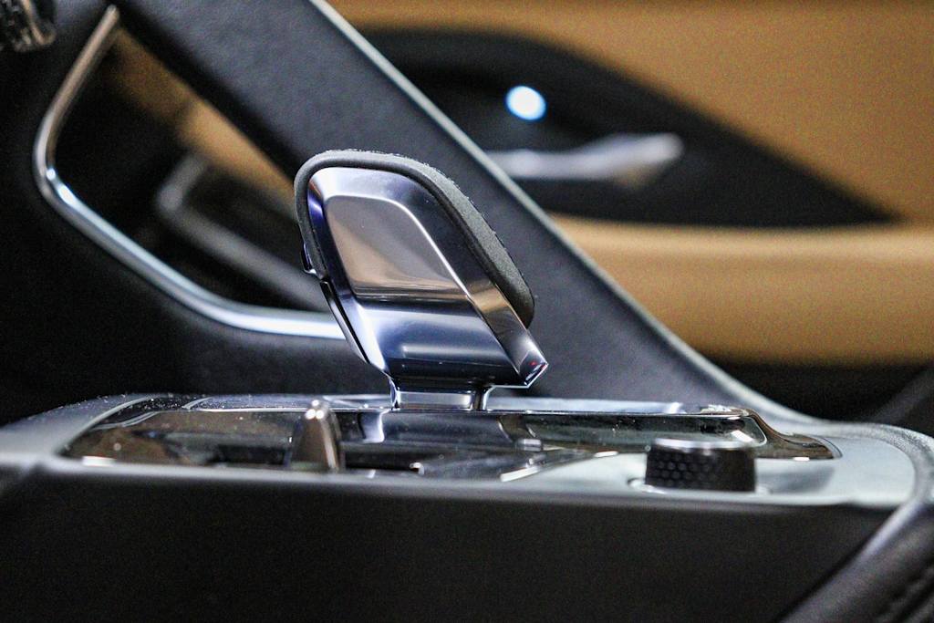 Thumbnail: 2022 Jaguar E-Pace - 13