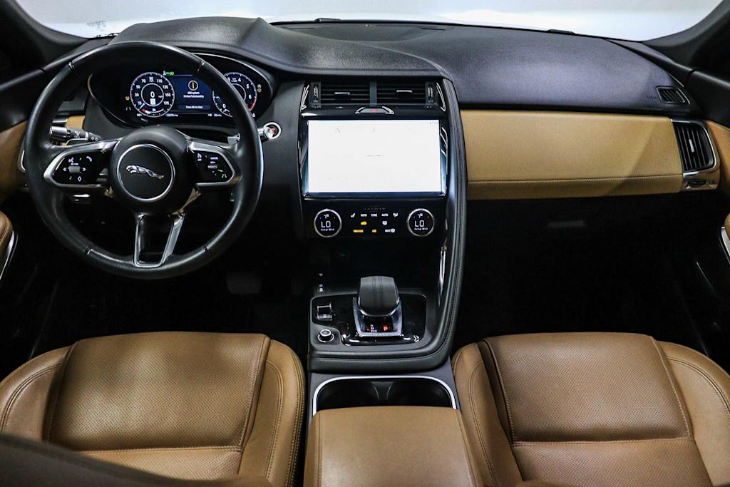 Thumbnail: 2022 Jaguar E-Pace - 2