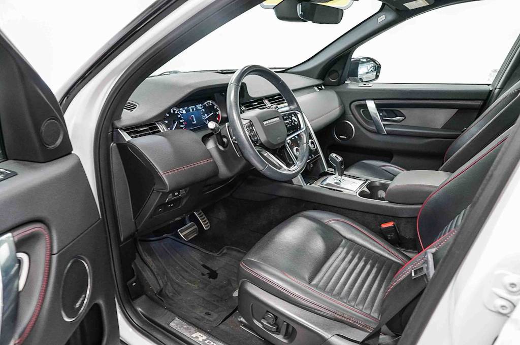 Thumbnail: 2023 Land Rover Discovery Sport - 11