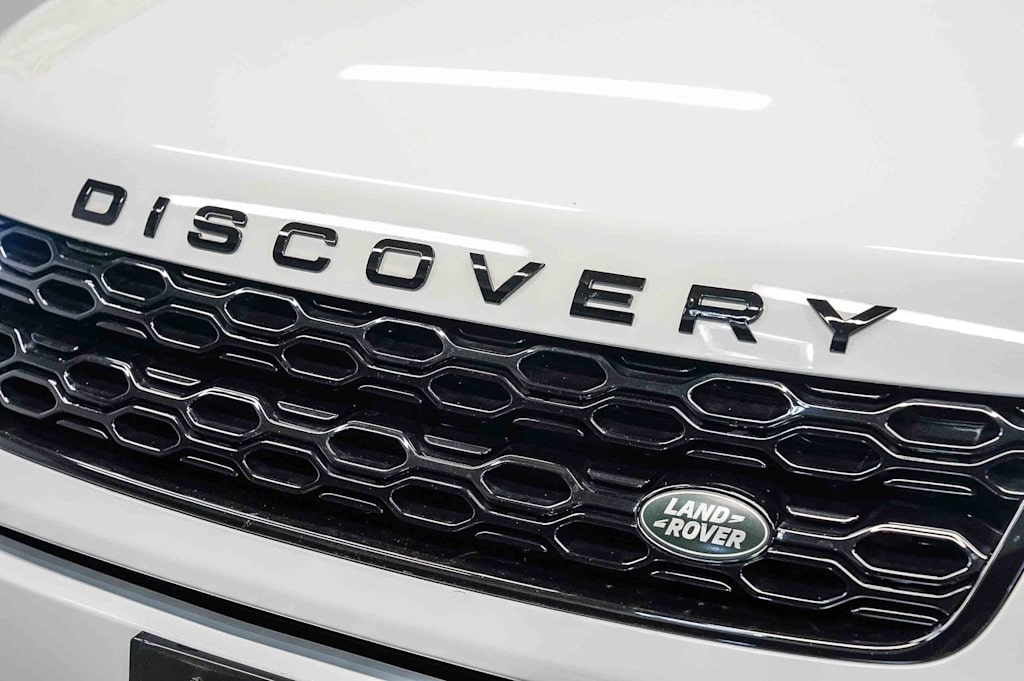 Thumbnail: 2023 Land Rover Discovery Sport - 6