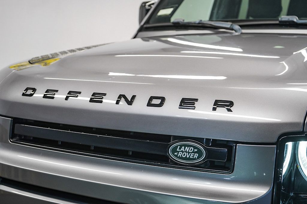 Thumbnail: 2020 Land Rover Defender - 6