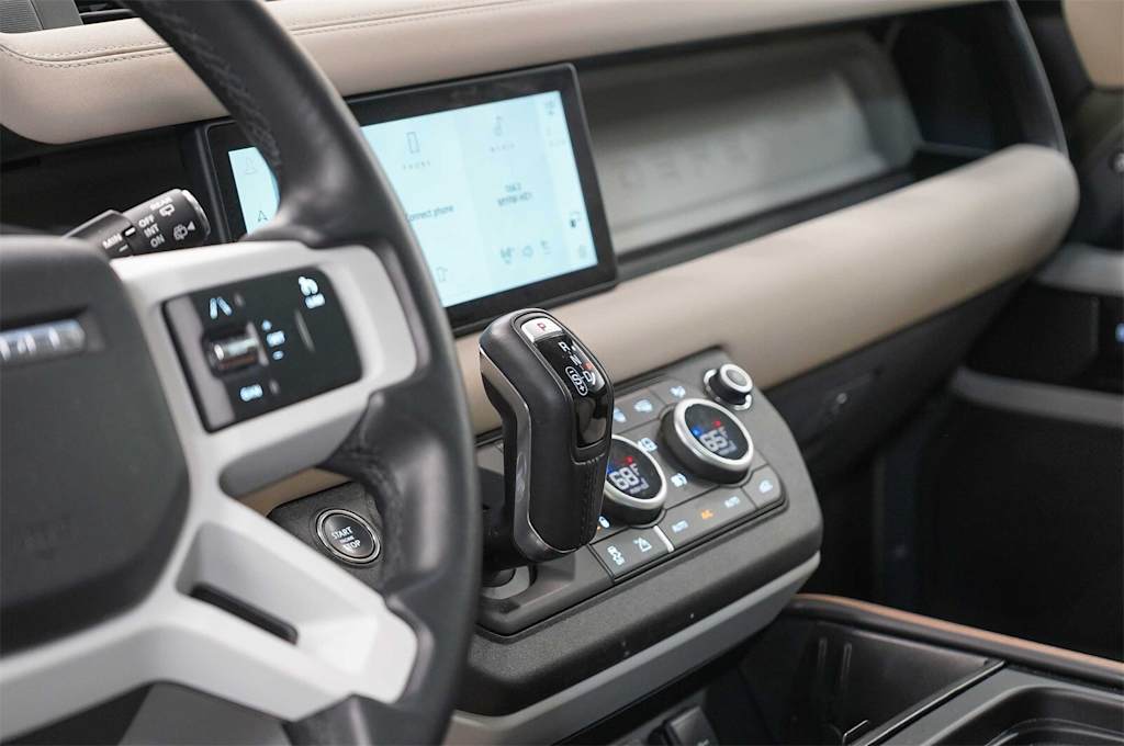 Thumbnail: 2023 Land Rover Defender - 12