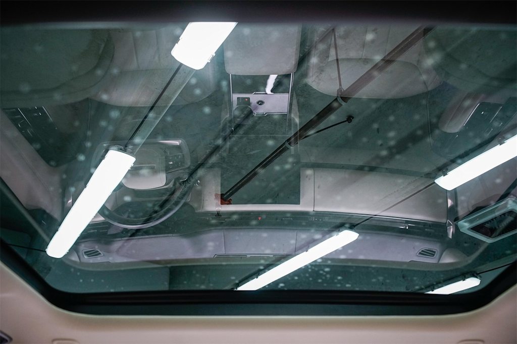 Thumbnail: 2024 Land Rover Range Rover - 6