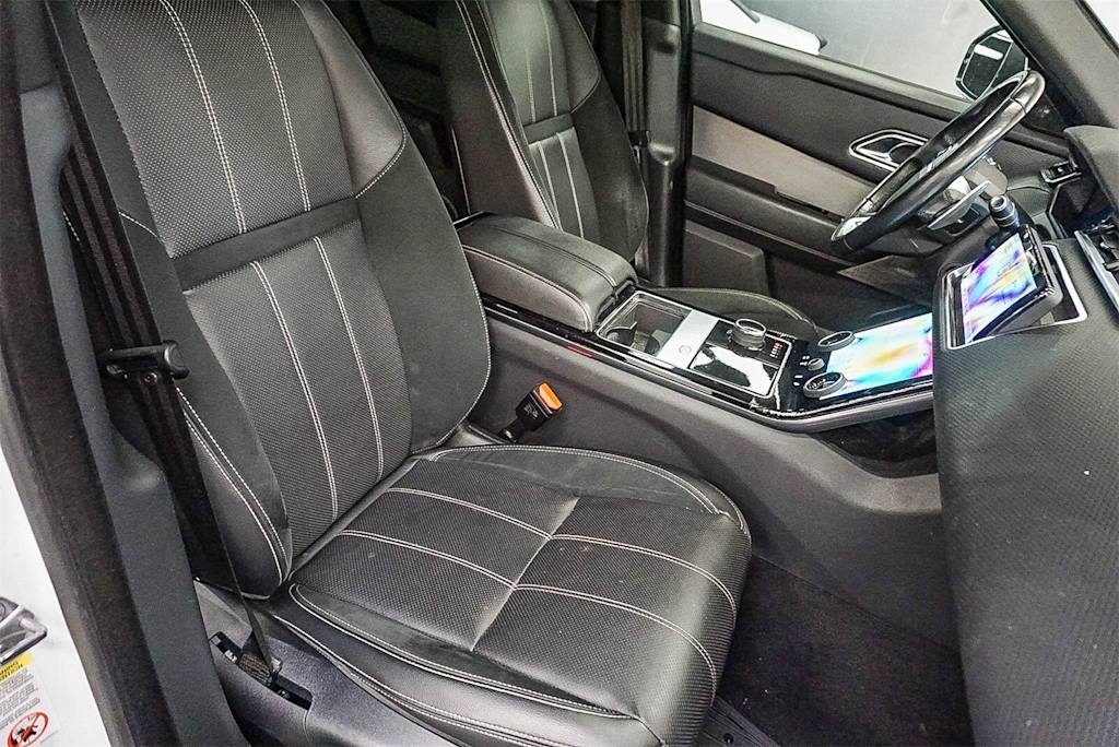 Thumbnail: 2019 Land Rover Range Rover Velar - 10