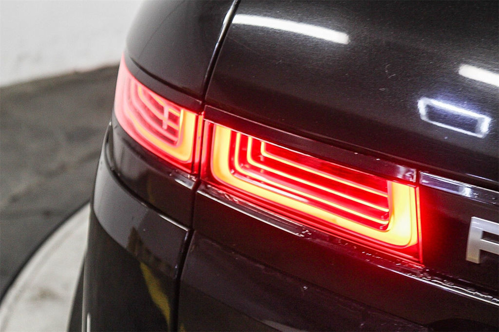 Thumbnail: 2020 Land Rover Range Rover Evoque - 5