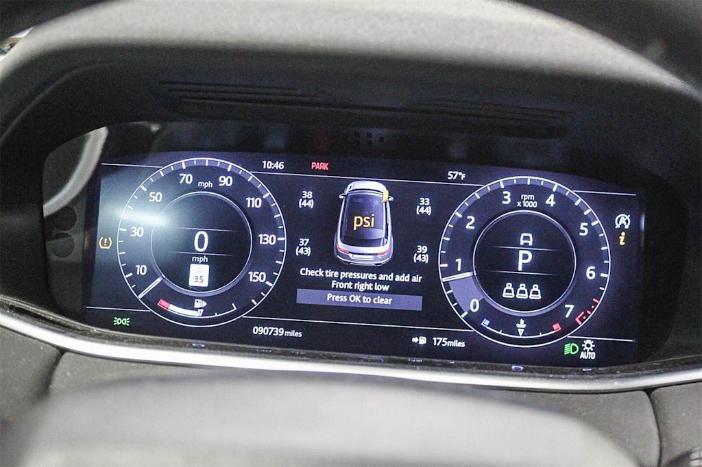 Thumbnail: 2020 Land Rover Range Rover Evoque - 15