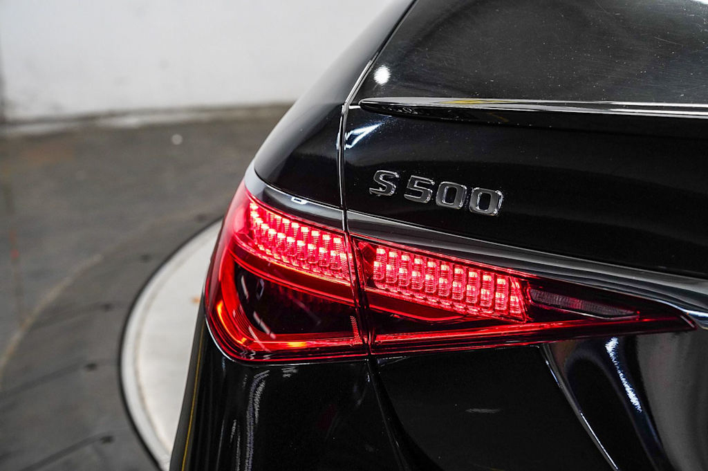 Thumbnail: 2023 Mercedes-Benz S-Class - 22