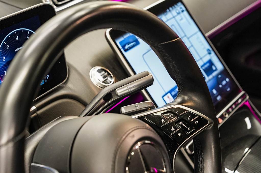 Thumbnail: 2023 Mercedes-Benz S-Class - 27