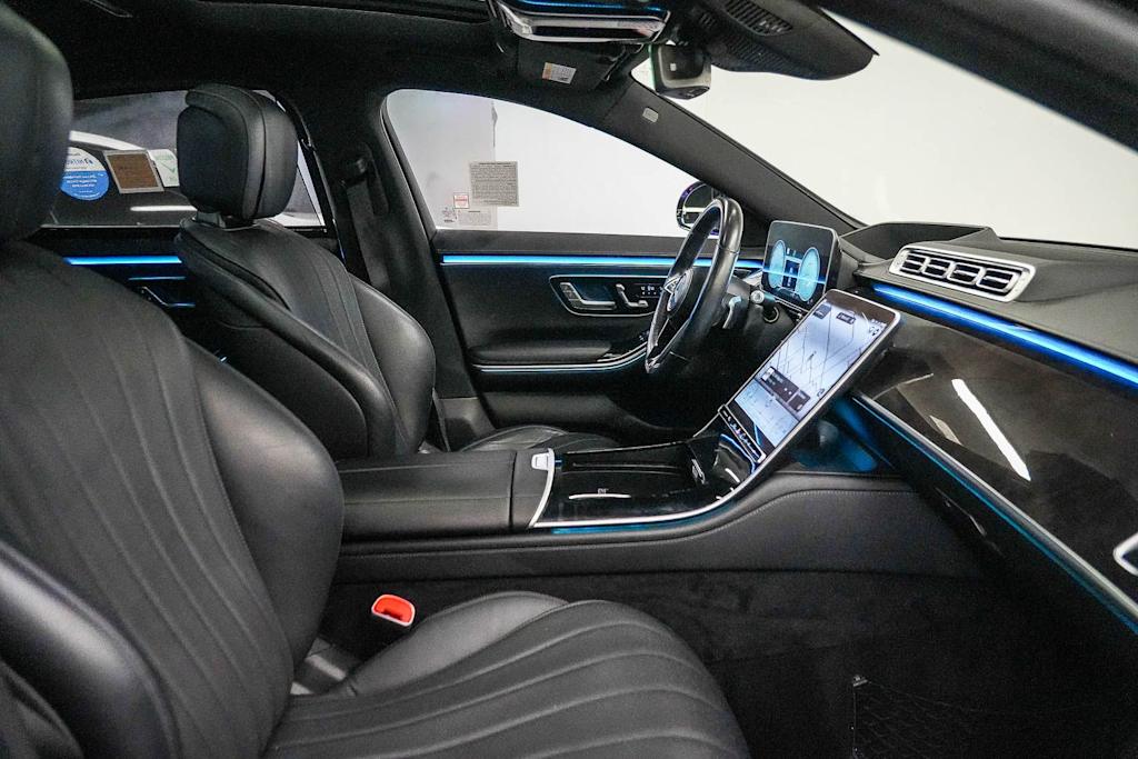 Thumbnail: 2022 Mercedes-Benz S-Class - 10