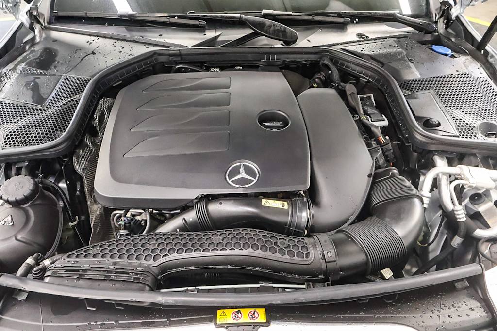 2021 Mercedes-Benz C-Class C 300 8