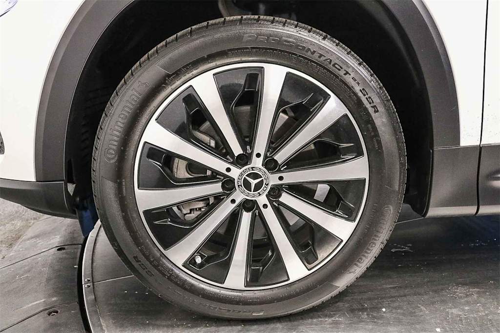 Thumbnail: 2021 Mercedes-Benz GLB - 21