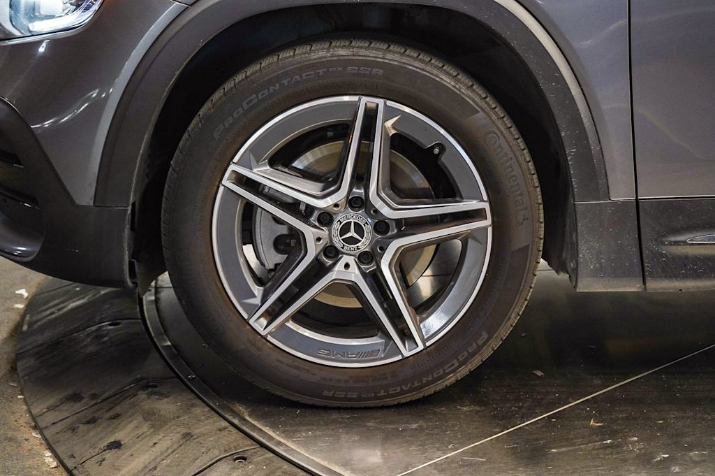 Thumbnail: 2021 Mercedes-Benz GLB - 7