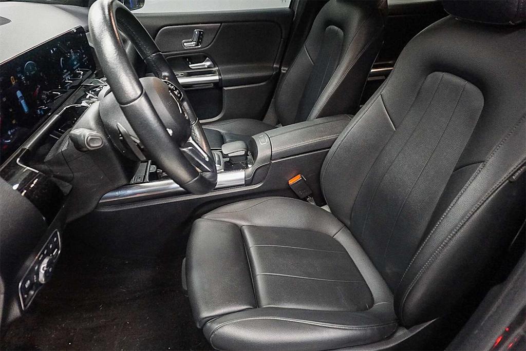 Thumbnail: 2023 Mercedes-Benz GLA - 10