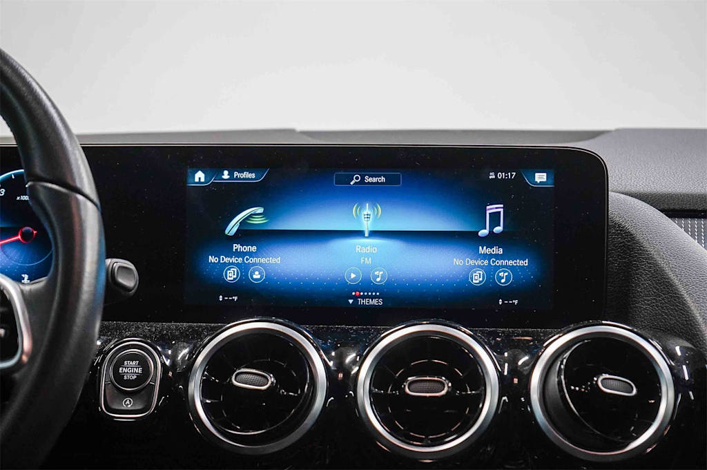 Thumbnail: 2023 Mercedes-Benz GLA - 14