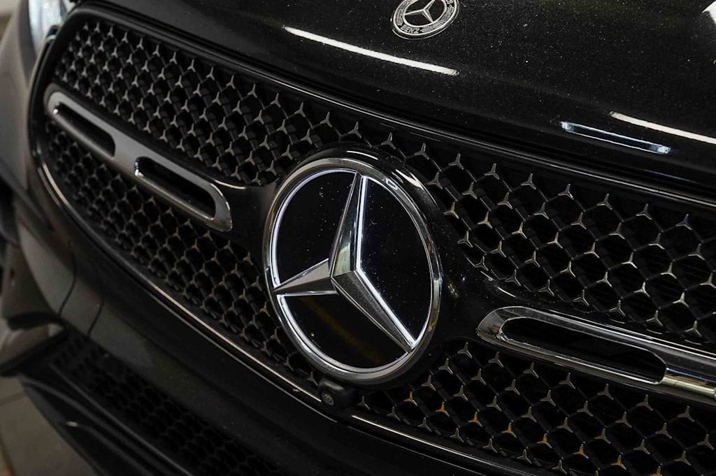 Thumbnail: 2024 Mercedes-Benz GLC - 6