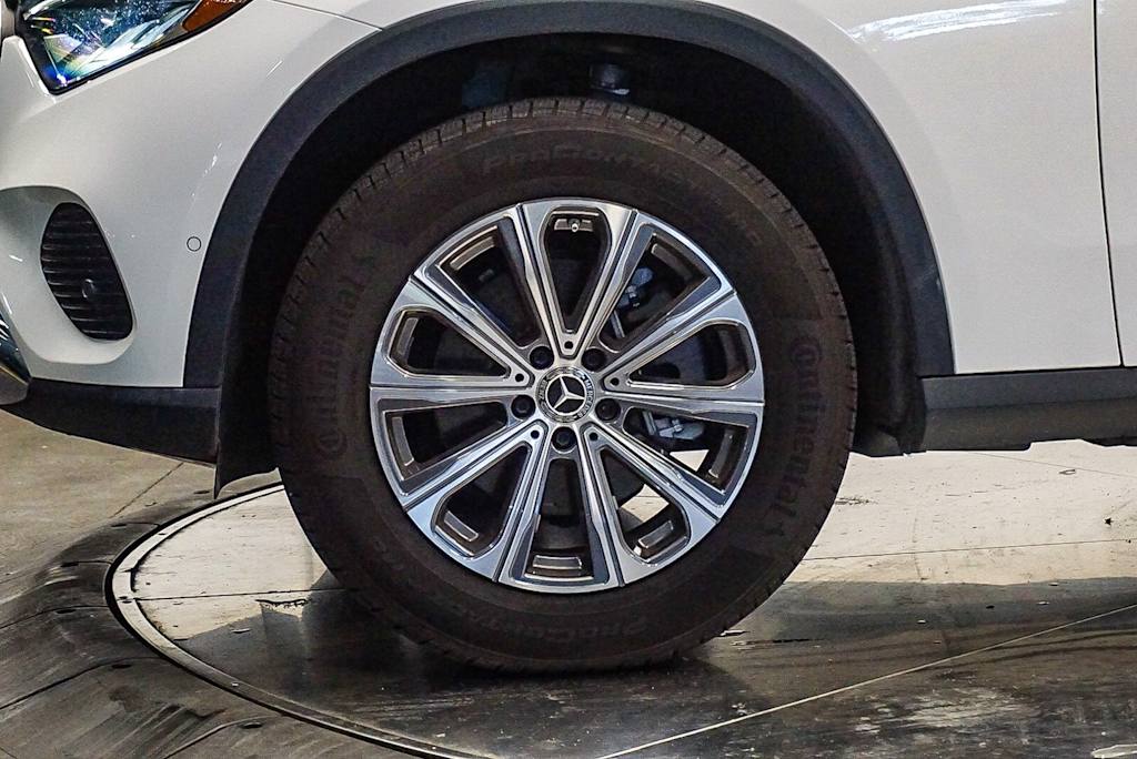 Thumbnail: 2023 Mercedes-Benz GLC - 6