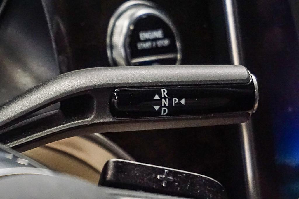 Thumbnail: 2023 Mercedes-Benz GLC - 24