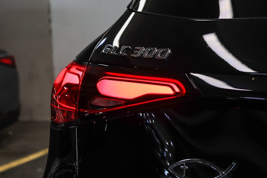 Thumbnail: 2023 Mercedes-Benz GLC - 24