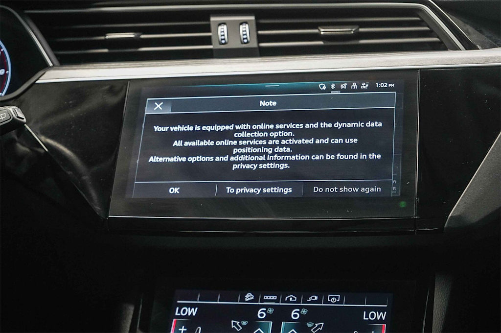 Thumbnail: 2023 Audi e-tron - 15