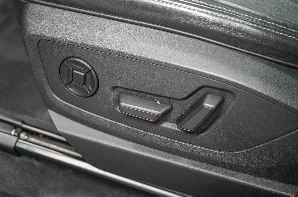 Thumbnail: 2023 Audi e-tron - 28