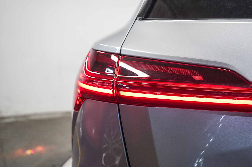 Thumbnail: 2023 Audi e-tron - 24