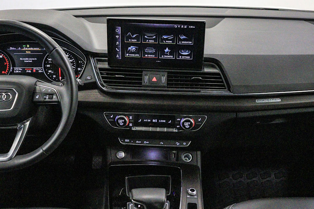 Thumbnail: 2023 Audi Q5 - 9