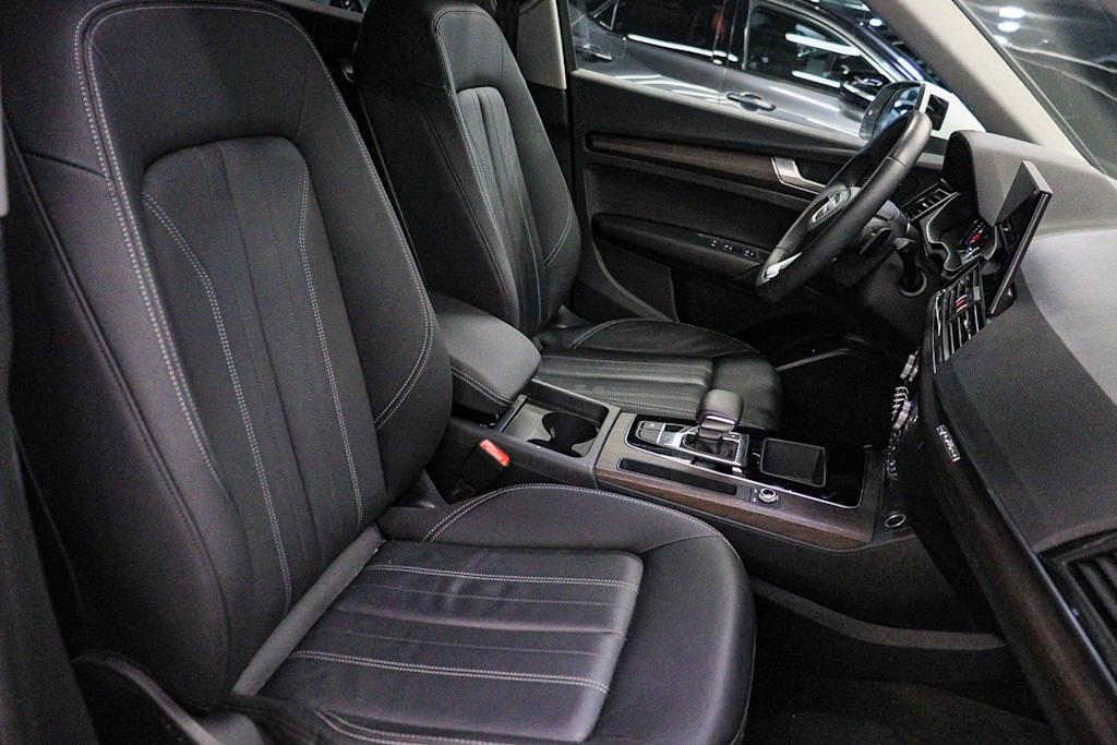 Thumbnail: 2023 Audi Q5 - 10