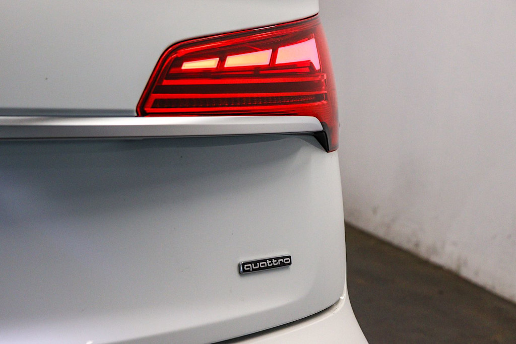 Thumbnail: 2023 Audi Q5 - 23