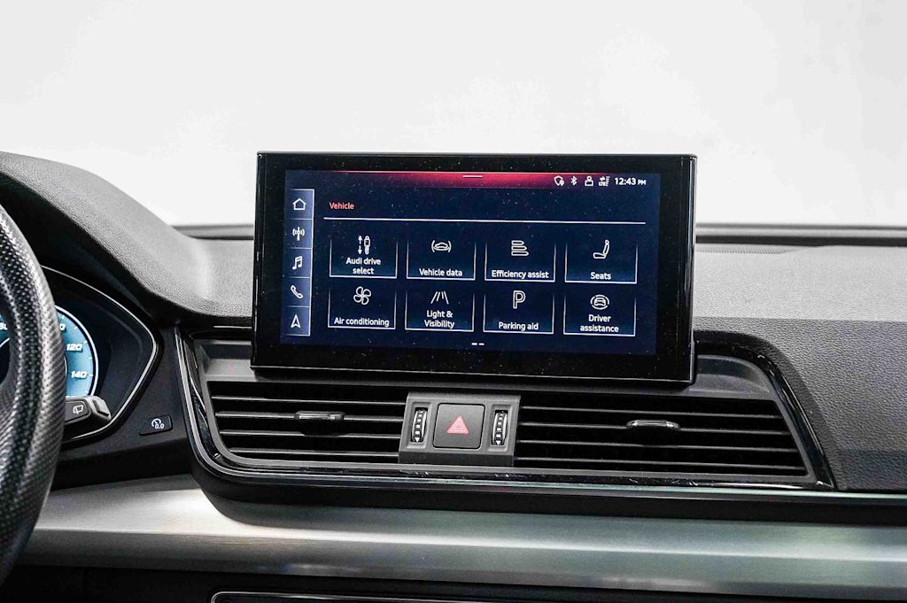 Thumbnail: 2021 Audi SQ5 - 15