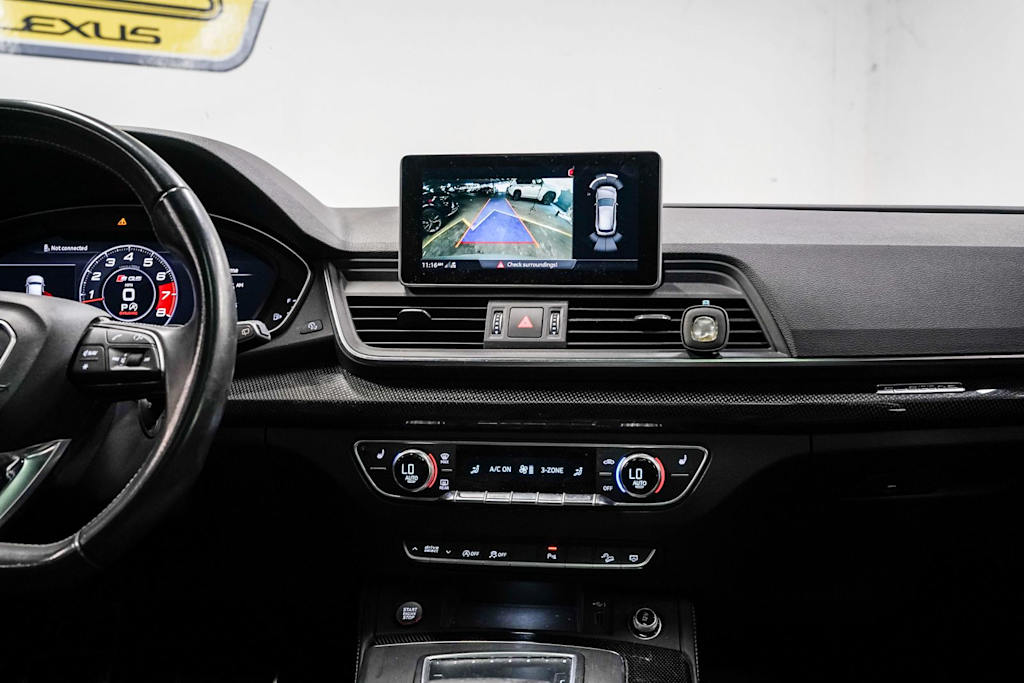 Thumbnail: 2020 Audi SQ5 - 14