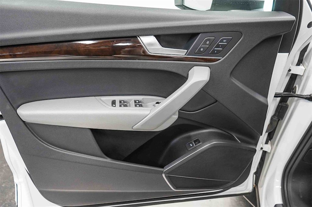 Thumbnail: 2018 Audi Q5 - 26