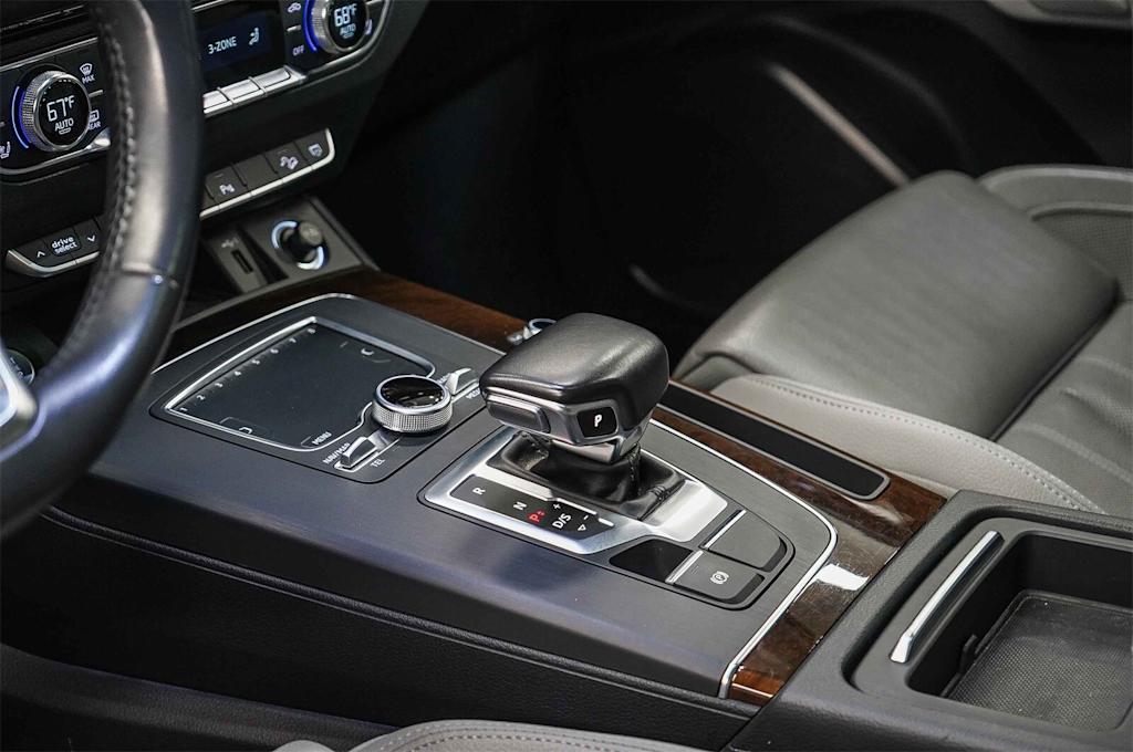 Thumbnail: 2018 Audi Q5 - 16