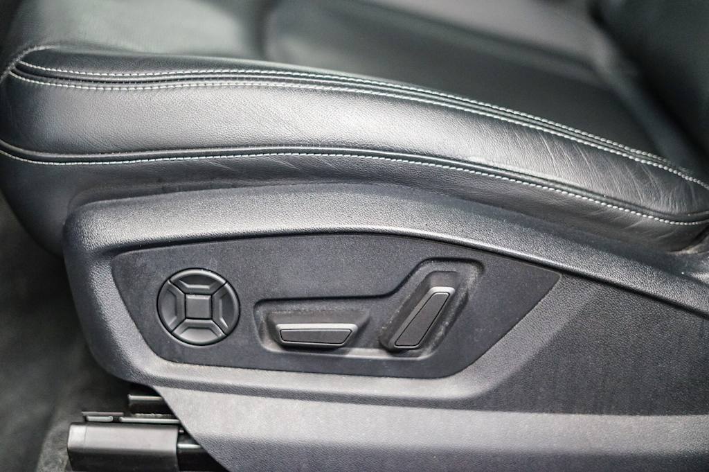 Thumbnail: 2022 Audi Q8 - 26