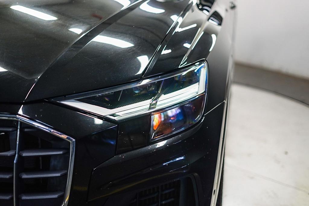 Thumbnail: 2022 Audi Q8 - 21