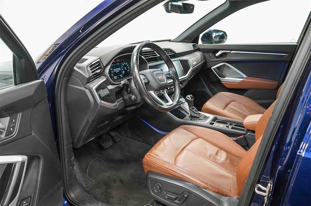 Thumbnail: 2022 Audi Q3 - 14