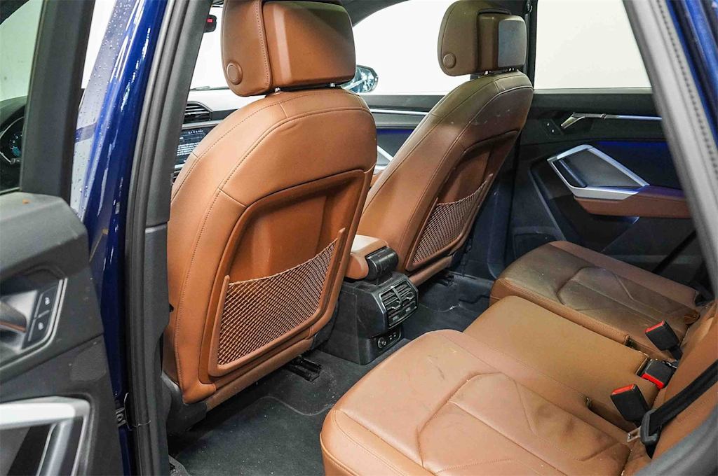 Thumbnail: 2022 Audi Q3 - 12