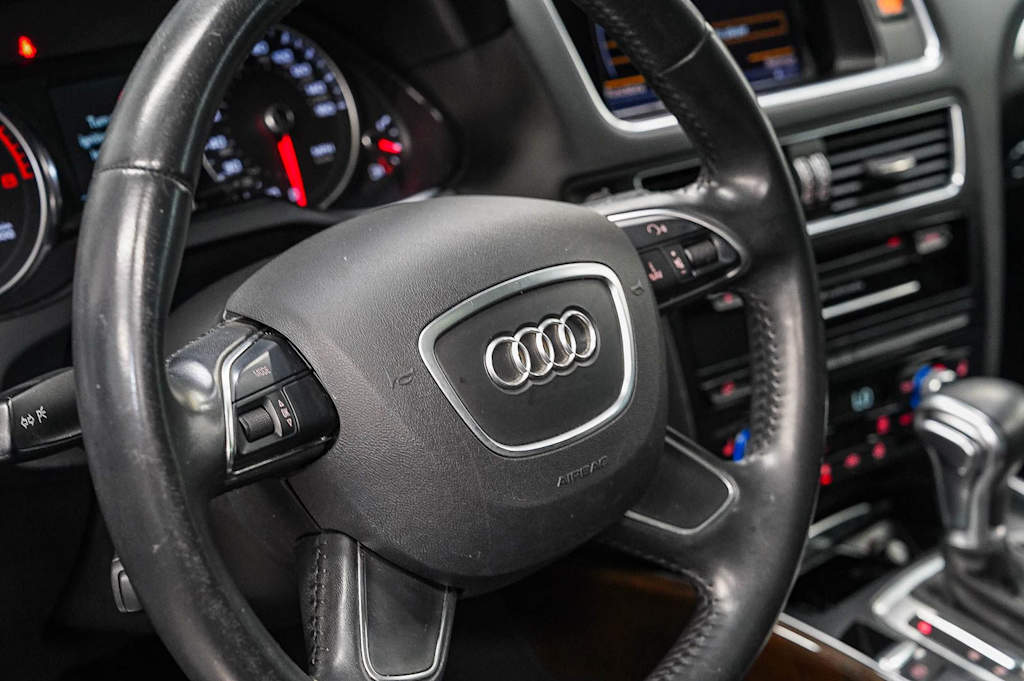 Thumbnail: 2015 Audi Q5 - 24