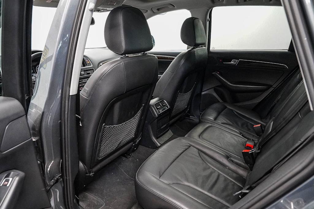 Thumbnail: 2015 Audi Q5 - 12