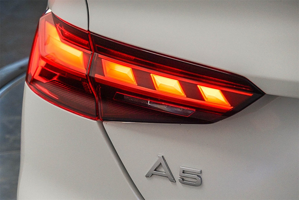 Thumbnail: 2022 Audi A5 - 23