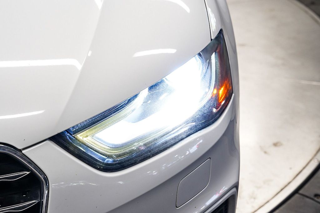 Thumbnail: 2016 Audi A4 - 21