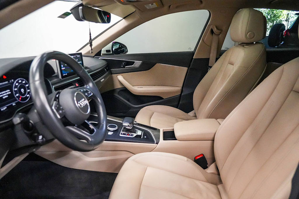 Thumbnail: 2019 Audi A4 - 10