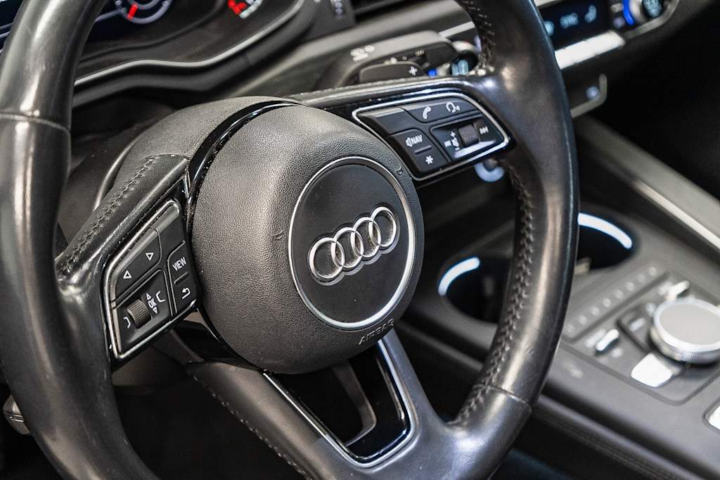 Thumbnail: 2019 Audi A4 - 16