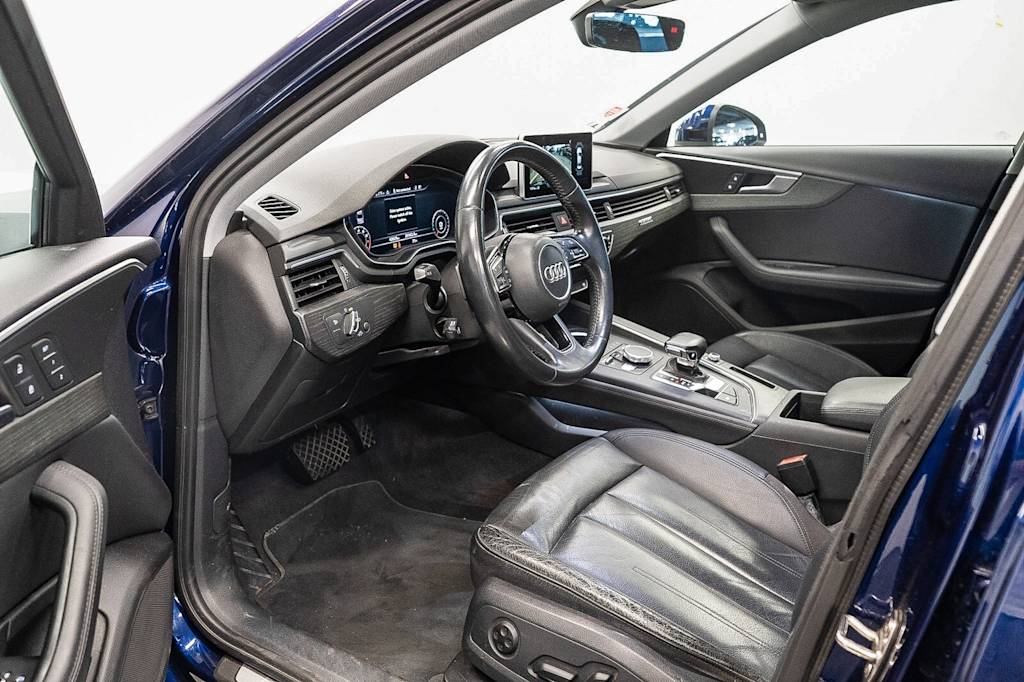 Thumbnail: 2019 Audi A4 - 14