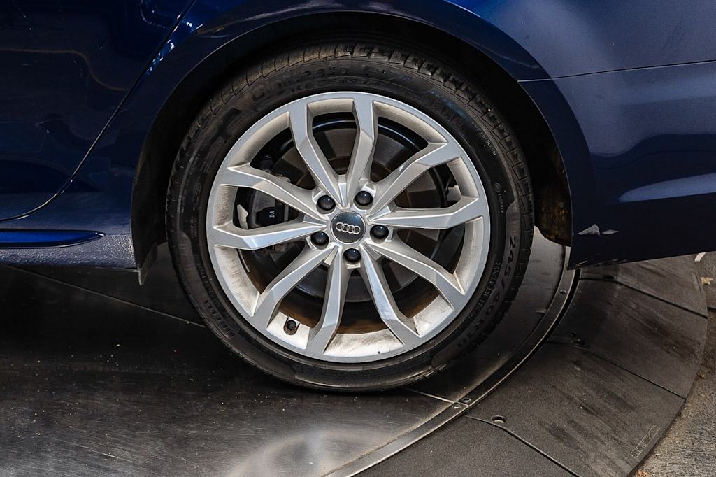 Thumbnail: 2019 Audi A4 - 22